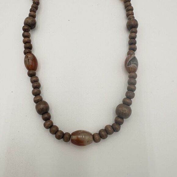 Black Market Minerals Wood Beaded Necklace Magnetic Closure 17” NEW - Picture 2 of 4